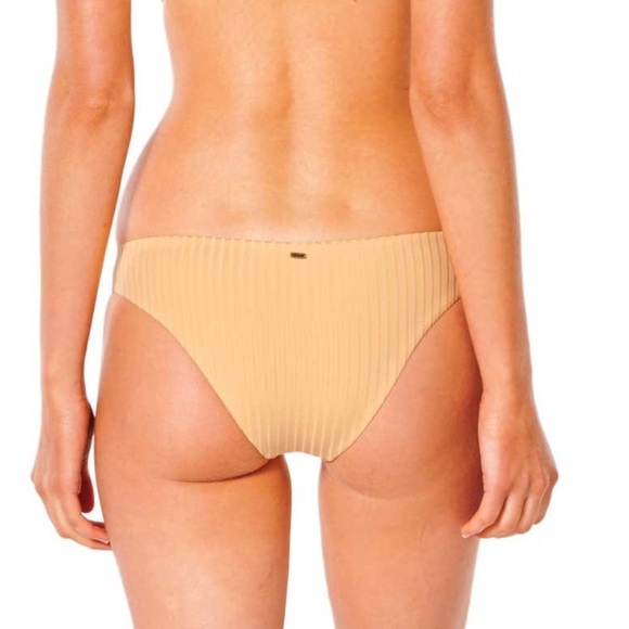 ☀️RIP CURL☀️ SOL SEEKER CROSS BACK TRI Rip Curl Premium Surf Cheeky Bikini - Picture 14 of 16